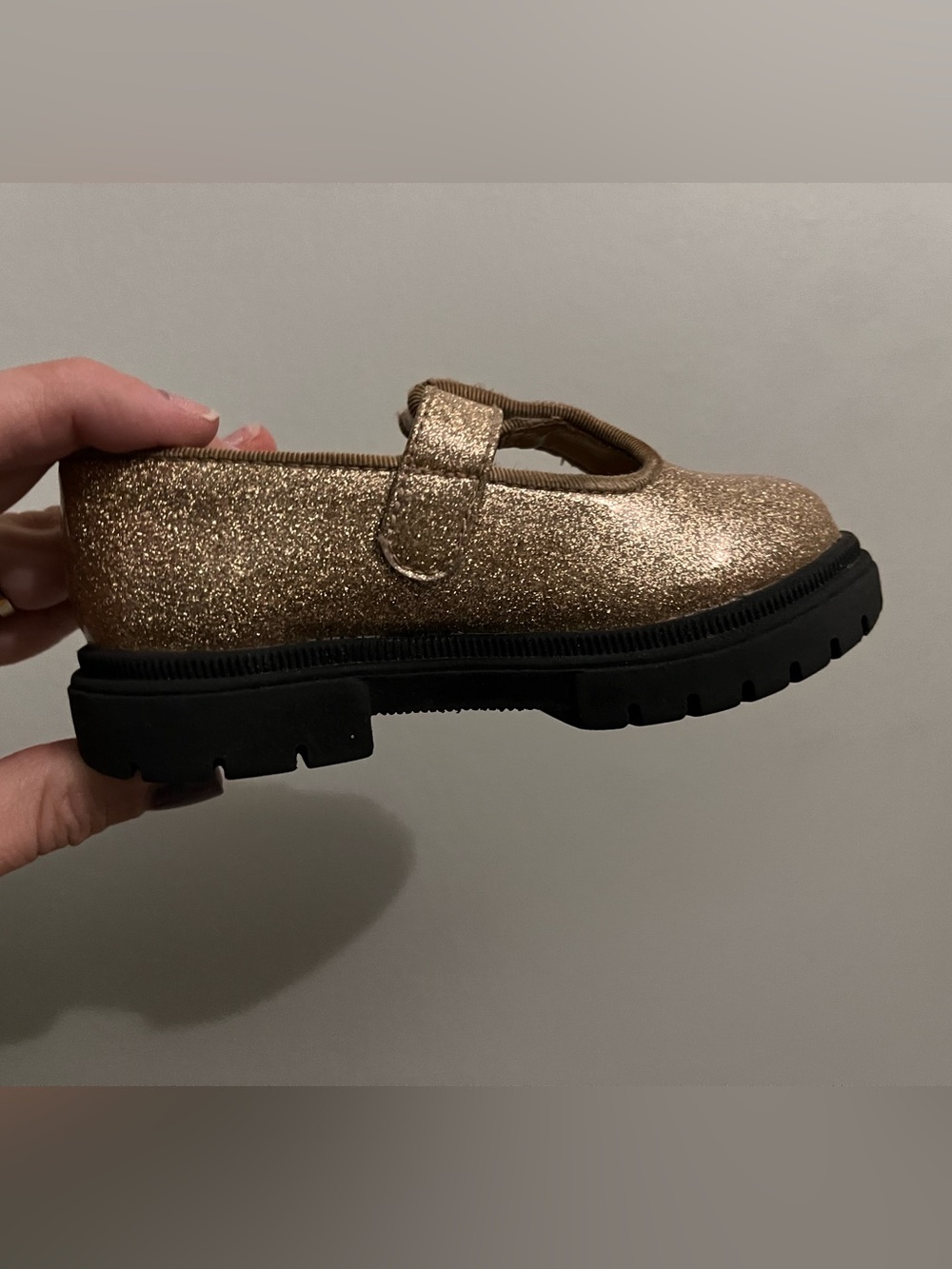 Cat & Jack Toddler 6 Gold Glitter Mary Jane Shoes Black Lug Sole